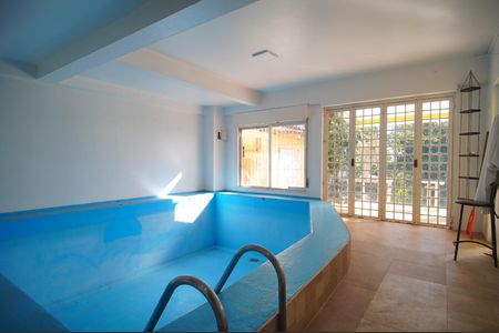 Piscina termica de casa para alugar com 4 quartos, 208m² em Rondônia, Novo Hamburgo