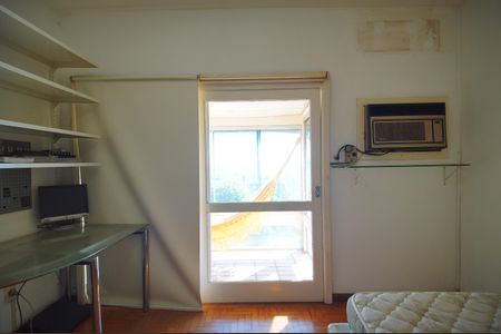 Quarto 1 de casa para alugar com 4 quartos, 208m² em Rondônia, Novo Hamburgo