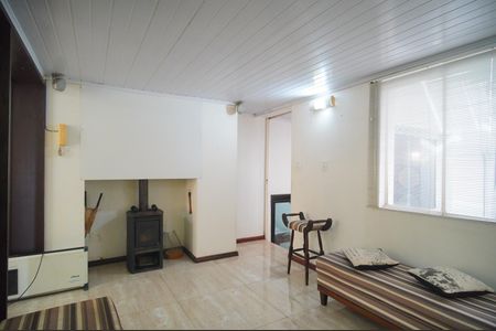 Casa para alugar com 208m², 4 quartos e 2 vagassala 2