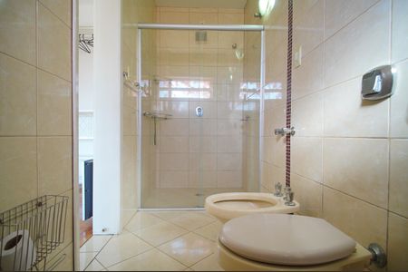 Banheiro da Suíte de casa para alugar com 4 quartos, 208m² em Rondônia, Novo Hamburgo