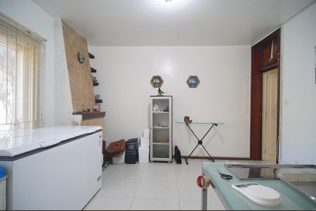Casa para alugar com 208m², 4 quartos e 2 vagassala 3  