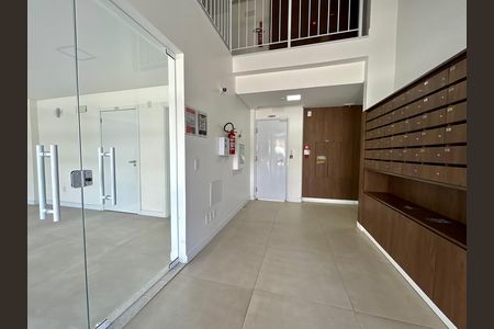Hall de entrada de apartamento para alugar com 1 quarto, 56m² em João Paulo, Florianópolis