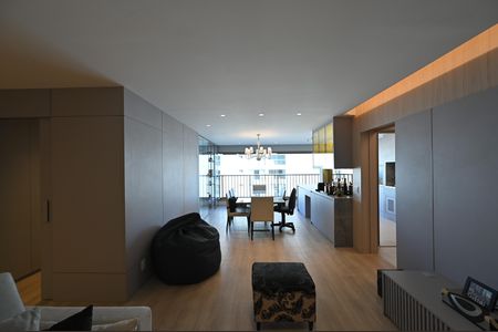 Sala de apartamento à venda com 3 quartos, 165m² em Vila Clementino, São Paulo