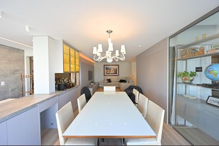 Apartamento à venda com 165m², 4 quartos e 2 vagasSala