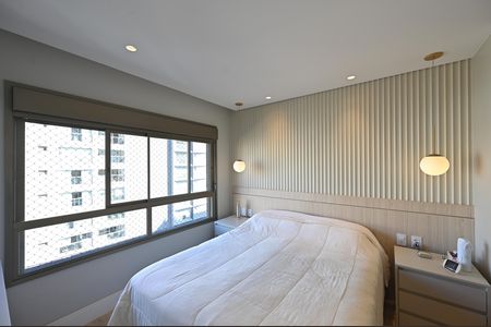 Apartamento à venda com 165m², 4 quartos e 2 vagasSuíte 1