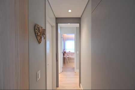 Apartamento à venda com 165m², 4 quartos e 2 vagasCorredor