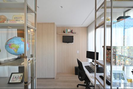 Apartamento à venda com 165m², 4 quartos e 2 vagasVaranda
