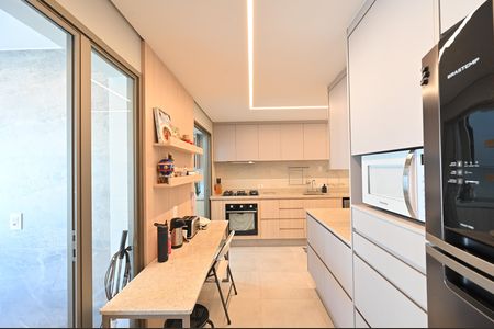 Cozinha de apartamento à venda com 4 quartos, 165m² em Vila Clementino, São Paulo