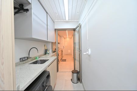 Apartamento à venda com 165m², 4 quartos e 2 vagasLavanderia