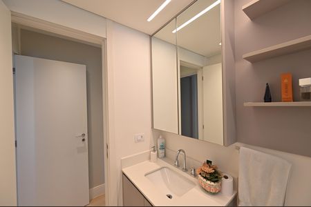 Apartamento à venda com 165m², 4 quartos e 2 vagasBanheiro da Suíte 3