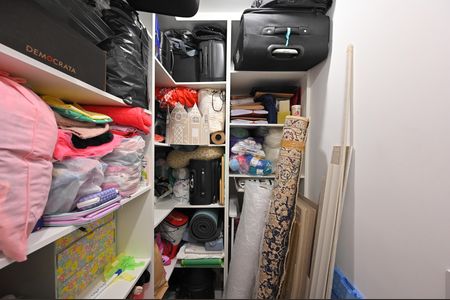 Apartamento à venda com 165m², 4 quartos e 2 vagasDepósito