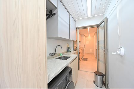 Apartamento à venda com 165m², 4 quartos e 2 vagasLavanderia