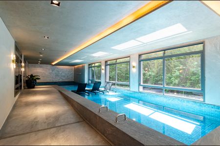 Apartamento à venda com 165m², 4 quartos e 2 vagasPiscina Coberta