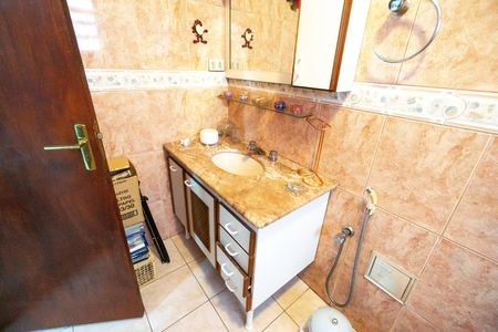 Casa à venda com 450m², 3 quartos e 3 vagas Casa à venda com 450m², 3 quartos e 3 vagasPia