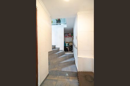 Hall da escada de casa para alugar com 3 quartos, 450m² em Vila Matilde, São Paulo