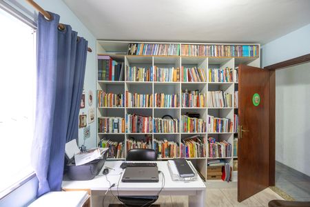 Casa à venda com 450m², 3 quartos e 3 vagas Casa à venda com 450m², 3 quartos e 3 vagasSuíte 01