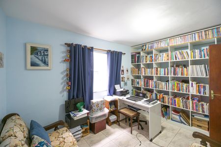 Casa à venda com 450m², 3 quartos e 3 vagas Casa à venda com 450m², 3 quartos e 3 vagasSuíte 01