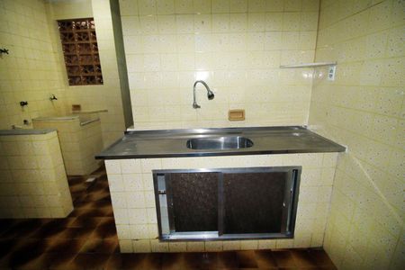 Cozinha de apartamento para alugar com 3 quartos, 65m² em Olaria, Rio de Janeiro