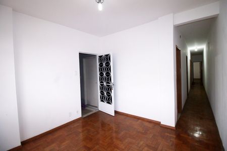 Sala de apartamento para alugar com 3 quartos, 65m² em Olaria, Rio de Janeiro