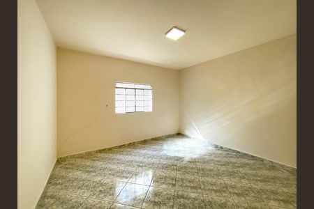 Casa à venda com 2 quartos, 526m² em Palmeiras, Belo Horizonte