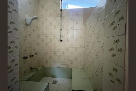 Casa para alugar com 600m², 4 quartos e 3 vagasBanheiro social