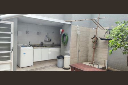 Casa à venda com 3 quartos, 264m² em Vila Congonhas, São Paulo