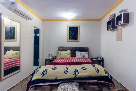 Casa à venda com 199m², 3 quartos e 2 vagas Casa à venda com 199m², 3 quartos e 2 vagasSuíte