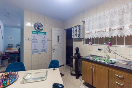 Casa à venda com 199m², 3 quartos e 2 vagas Casa à venda com 199m², 3 quartos e 2 vagasEscritório