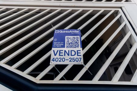 Casa à venda com 199m², 3 quartos e 2 vagas Casa à venda com 199m², 3 quartos e 2 vagasPlaca