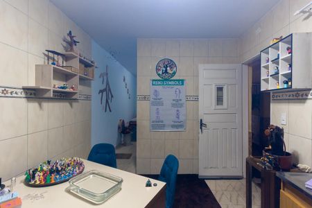Casa à venda com 199m², 3 quartos e 2 vagas Casa à venda com 199m², 3 quartos e 2 vagasEscritório