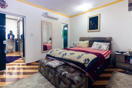 Casa à venda com 199m², 3 quartos e 2 vagas Casa à venda com 199m², 3 quartos e 2 vagasSuíte