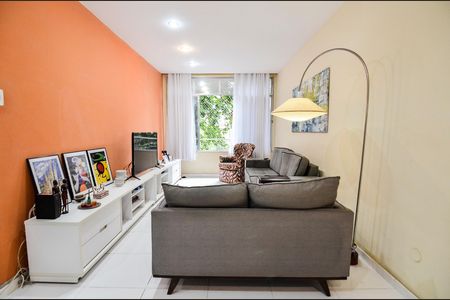 Apartamento à venda com 110m², 3 quartos e sem vagaSala