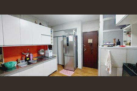 Apartamento à venda com 185m², 3 quartos e 1 vaga