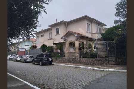 Casa à venda com 3 quartos, 340m² em Mirandópolis, São Paulo