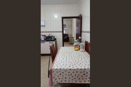 Casa à venda com 156m², 3 quartos e 2 vagas
