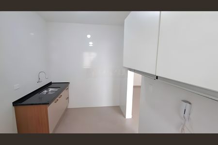 Cozinha de apartamento para alugar com 2 quartos, 60m² em Santa Terezinha, São Bernardo do Campo