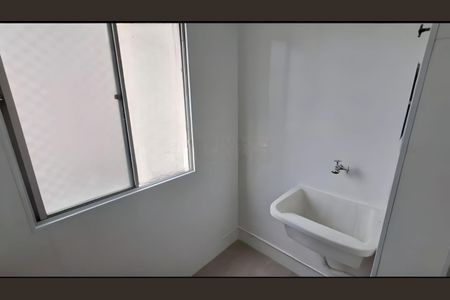 Área de Serviço de apartamento para alugar com 2 quartos, 60m² em Santa Terezinha, São Bernardo do Campo