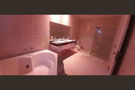 Casa à venda com 355m², 4 quartos e 3 vagas