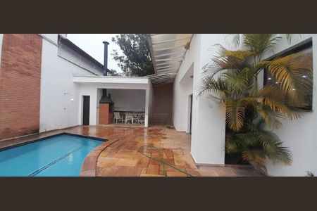 Casa à venda com 4 quartos, 355m² em Chácara Monte Alegre, São Paulo