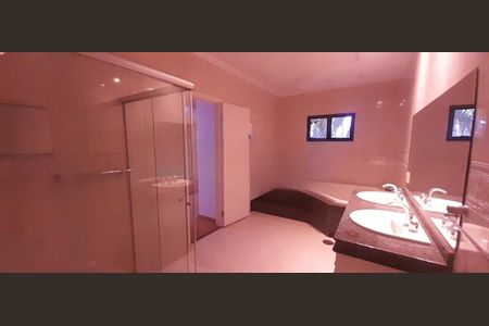 Casa à venda com 355m², 4 quartos e 3 vagas