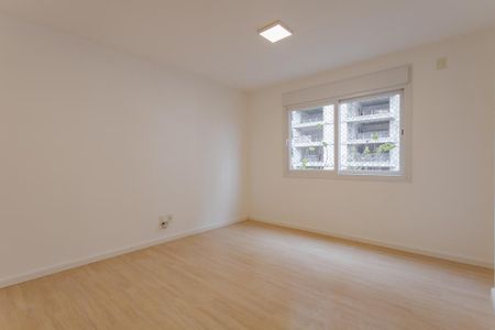 Suíte de apartamento para alugar com 2 quartos, 66m² em Rio Branco, Porto Alegre