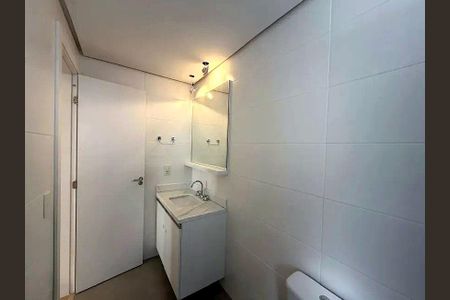 Banheiro 2 de apartamento para alugar com 2 quartos, 66m² em Rio Branco, Porto Alegre