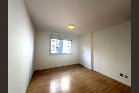 Quarto 1 de apartamento para alugar com 2 quartos, 66m² em Rio Branco, Porto Alegre