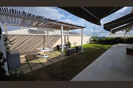 Quintal  de casa de condomínio à venda com 3 quartos, 135m² em Vale dos Sonhos, Lagoa Santa