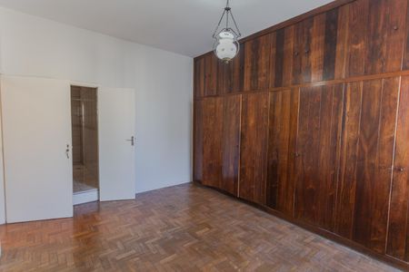 Apartamento à venda com 125m², 3 quartos e 1 vaga Apartamento à venda com 125m², 3 quartos e 1 vagaSuíte