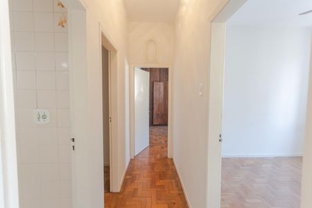 Apartamento à venda com 125m², 3 quartos e 1 vaga Apartamento à venda com 125m², 3 quartos e 1 vagaCorredor