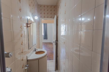 Banheiro social de apartamento à venda com 3 quartos, 125m² em Centro, Belo Horizonte
