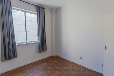 Apartamento à venda com 125m², 3 quartos e 1 vaga Apartamento à venda com 125m², 3 quartos e 1 vagaQuarto 2