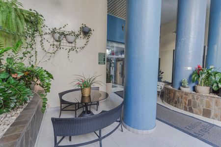 Hall de entrada de apartamento à venda com 3 quartos, 125m² em Centro, Belo Horizonte