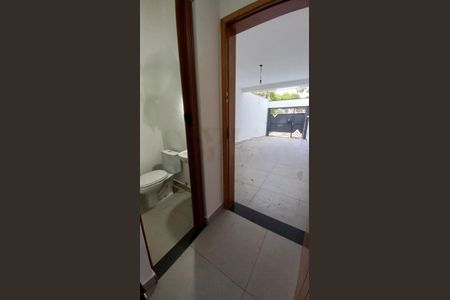 Casa à venda com 104m², 3 quartos e 2 vagashall do quarto